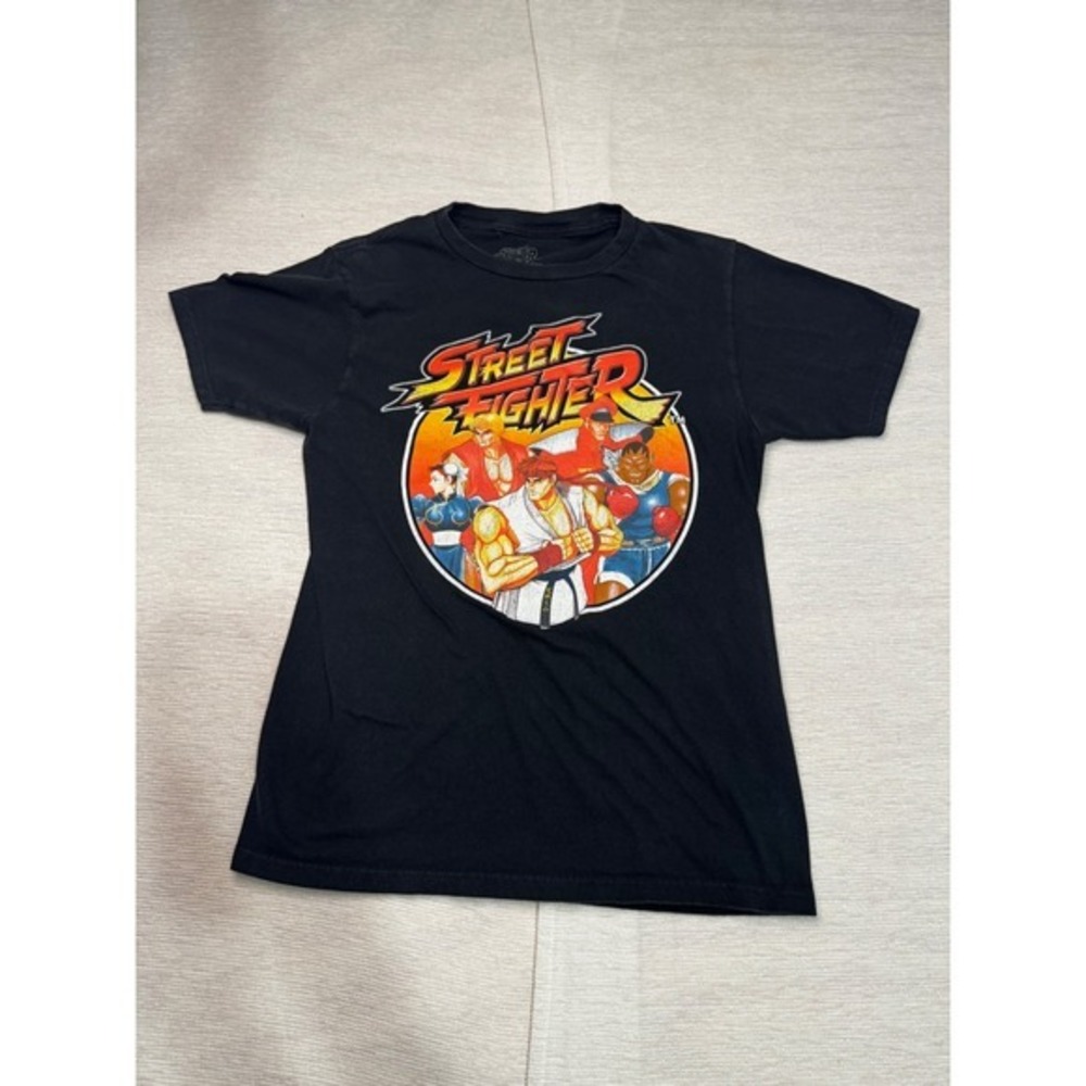 Street Fighter Graphic T-Shirt Mens Small Black Capcom Ryu Ken Chun-Li Tee